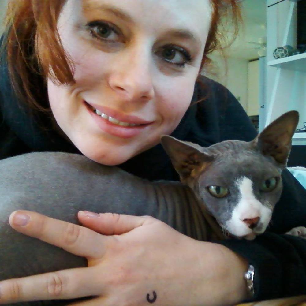 Meet your Posher, Andrea